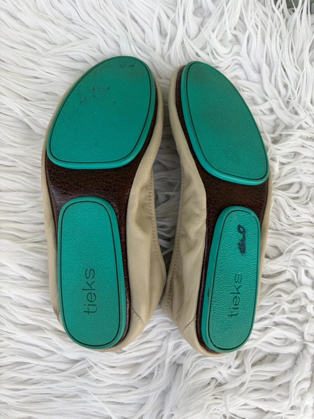 Tieks Ballet Flats Womens Size 8 Beige Nude Teal Heel Stripe Foldable